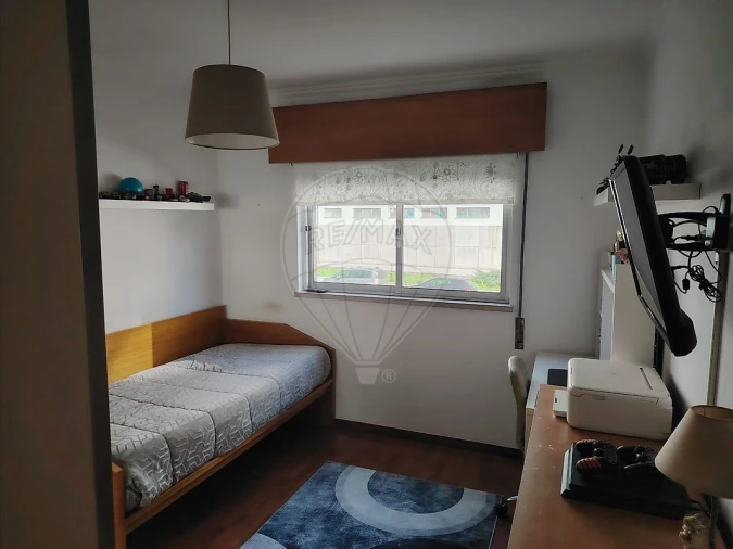 Apartamento T2 para Venda em Vilar de Andorinho Foto 7