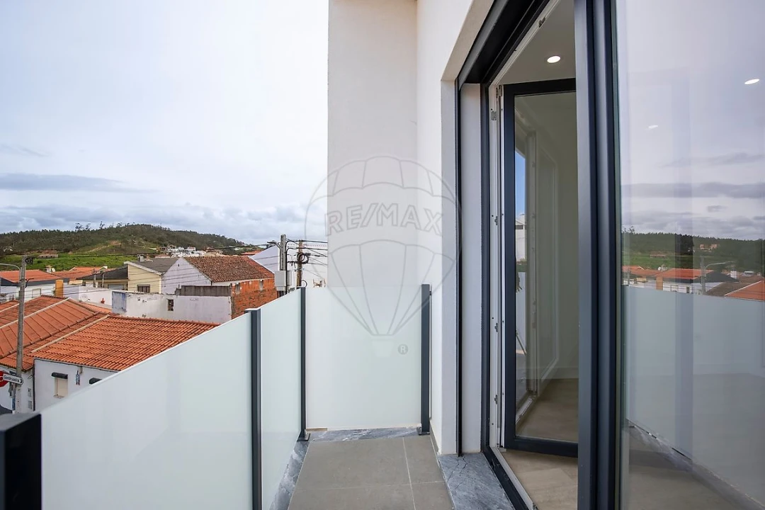 Apartamento T2 para Venda em Santa Maria, São Pedro e Matacães Foto 15