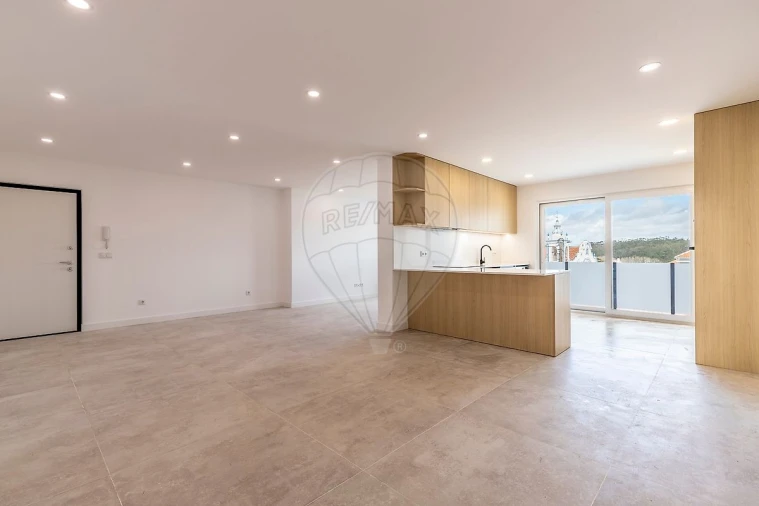 Apartamento T2 para Venda em Santa Maria, São Pedro e Matacães Foto 6