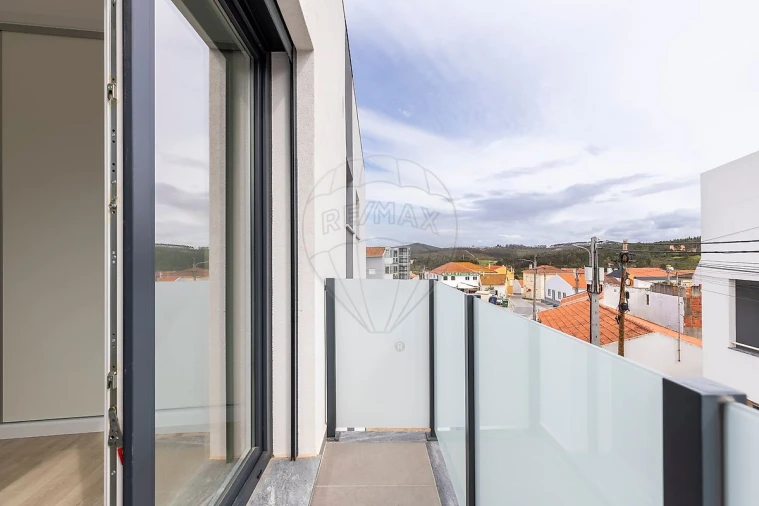 Apartamento T2 para Venda em Santa Maria, São Pedro e Matacães Foto 21