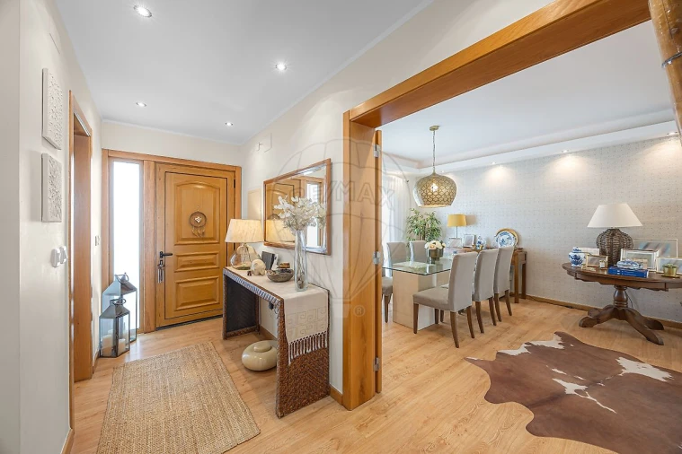 Moradia T3 para Venda em Santa Maria, São Pedro e Matacães Foto 31