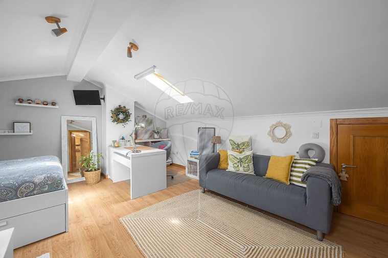 Moradia T3 para Venda em Santa Maria, São Pedro e Matacães Foto 6