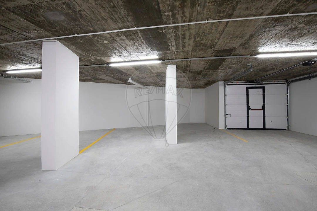 Apartamento T3 para Venda em Santa Maria, São Pedro e Matacães Foto 25