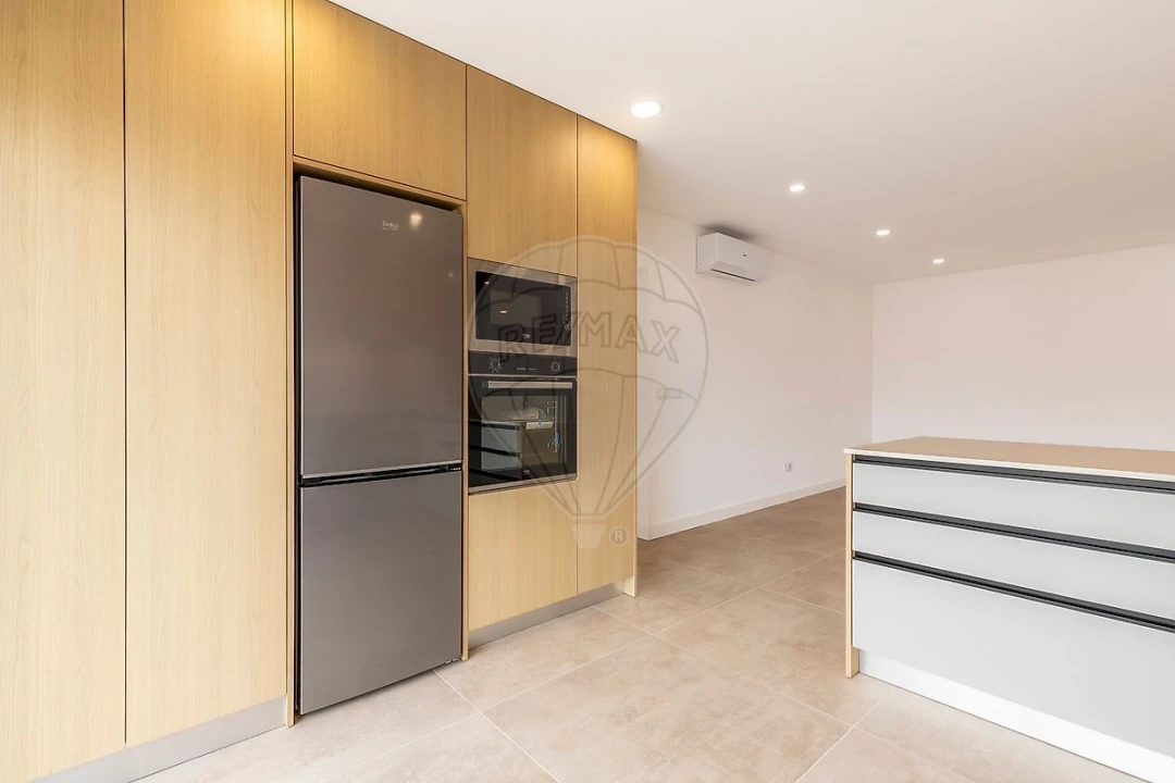 Apartamento T3 para Venda em Santa Maria, São Pedro e Matacães Foto 6