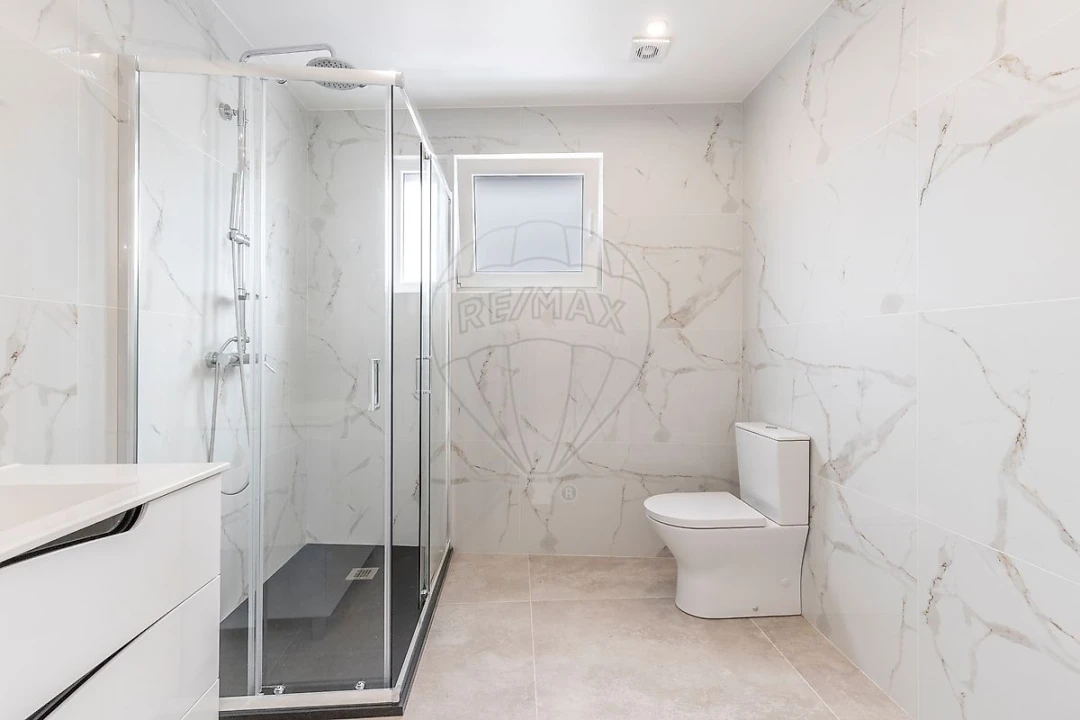 Apartamento T3 para Venda em Santa Maria, São Pedro e Matacães Foto 21