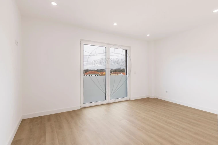 Apartamento T3 para Venda em Santa Maria, São Pedro e Matacães Foto 12