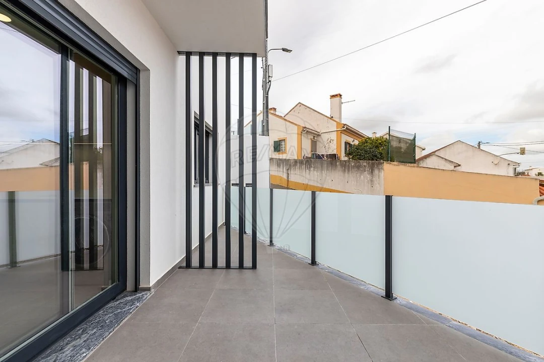 Apartamento T3 para Venda em Santa Maria, São Pedro e Matacães Foto 24