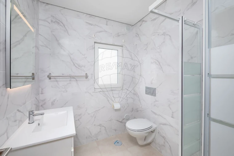 Moradia T4 para Venda em Alverca do Ribatejo e Sobralinho Foto 31