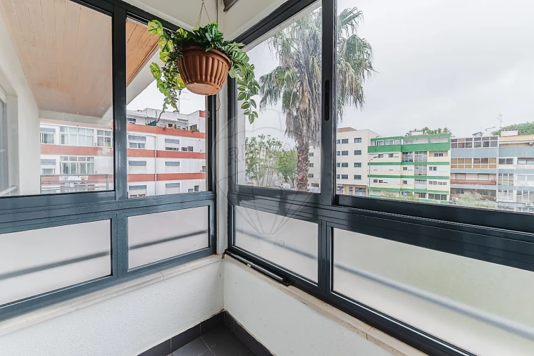 Apartamento T3 para Venda em Rio de Mouro Foto 14