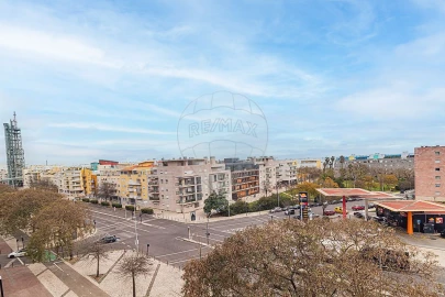 Apartamento T2 para Arrendamento em Parque das Nações