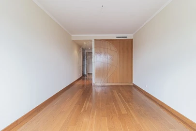 Apartamento T2 para Arrendamento em Parque das Nações