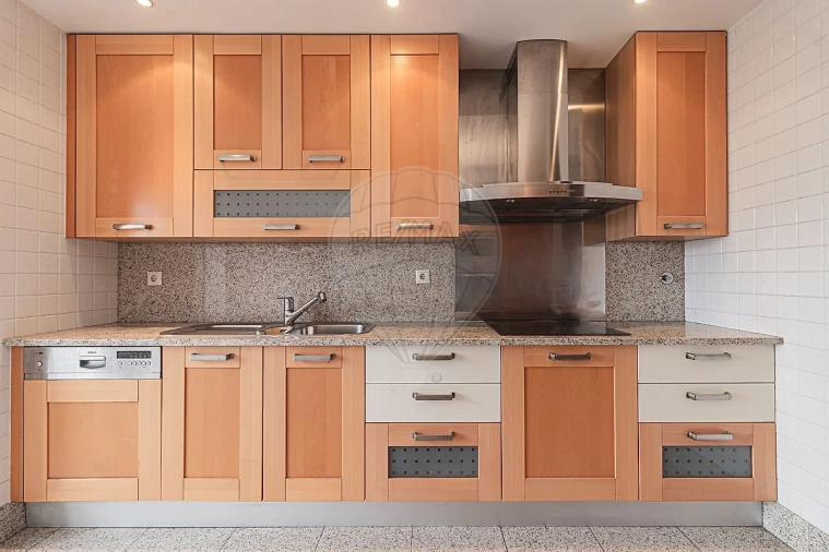 Apartamento T2 para Arrendamento em Parque das Nações Foto 4