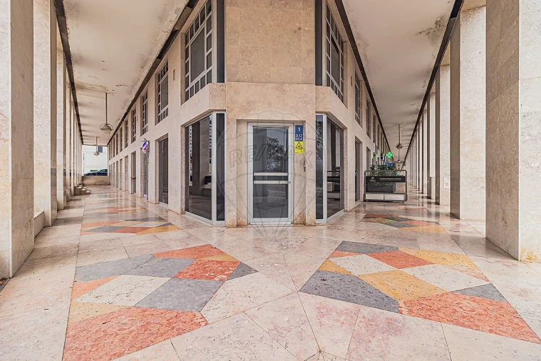 Apartamento T2 para Arrendamento em Parque das Nações Foto 25