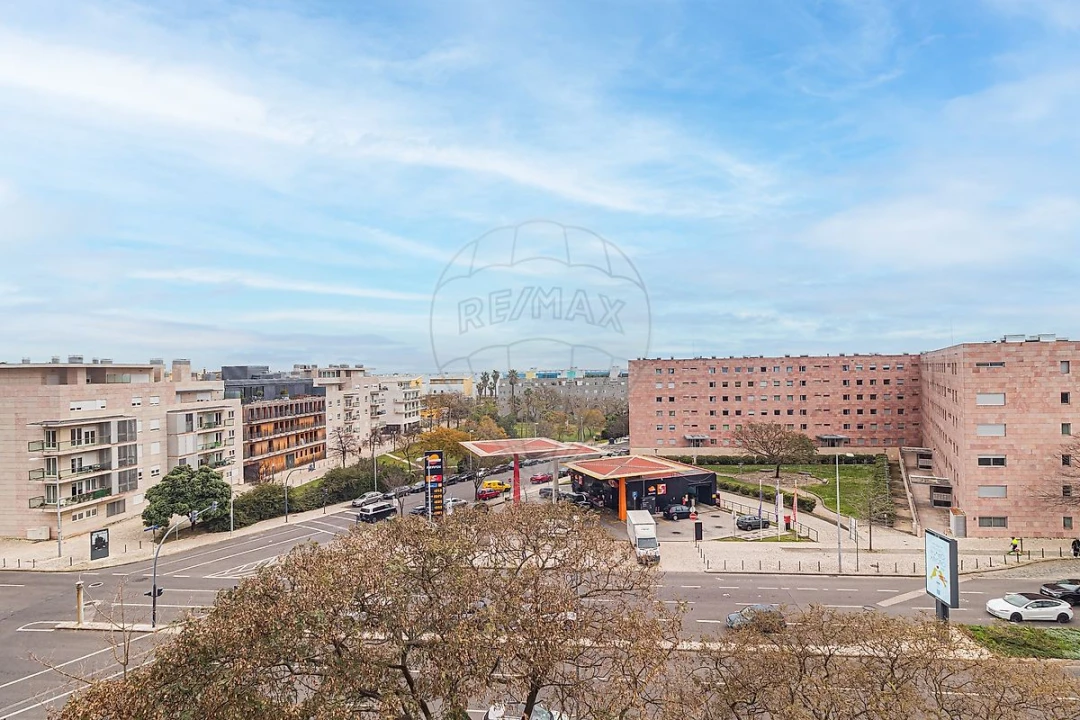 Apartamento T2 para Arrendamento em Parque das Nações Foto 26