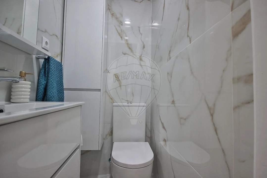 Apartamento T4 para Venda em Arroios Foto 21