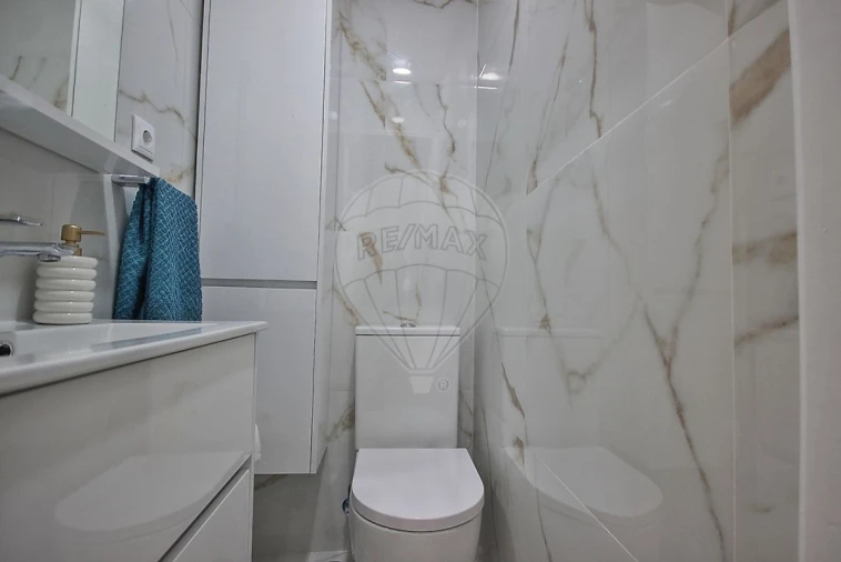 Apartamento T4 para Venda em Arroios Foto 21