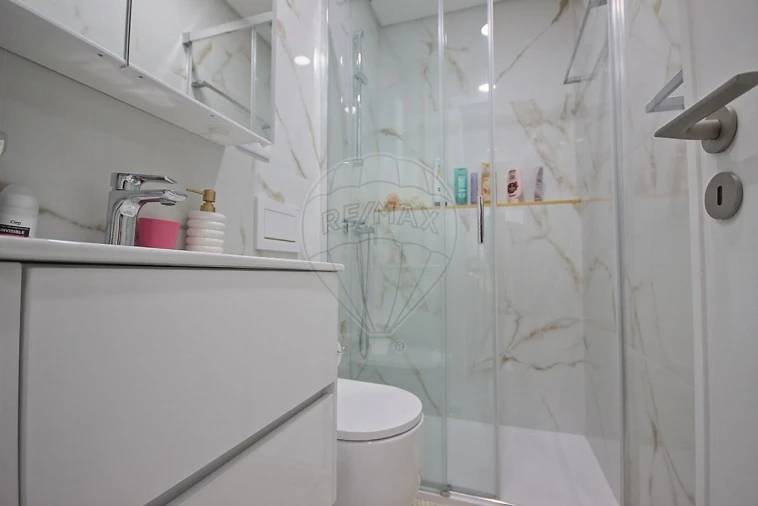 Apartamento T4 para Venda em Arroios Foto 5