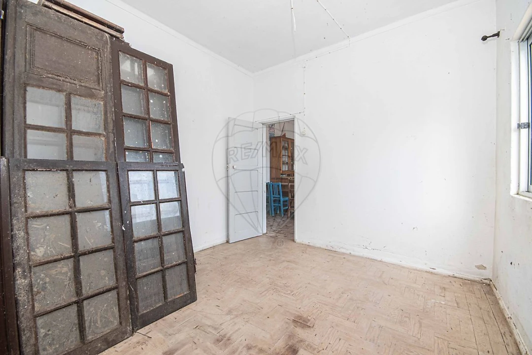 Moradia T2 para Venda em Alenquer (Santo Estêvão e Triana) Foto 34