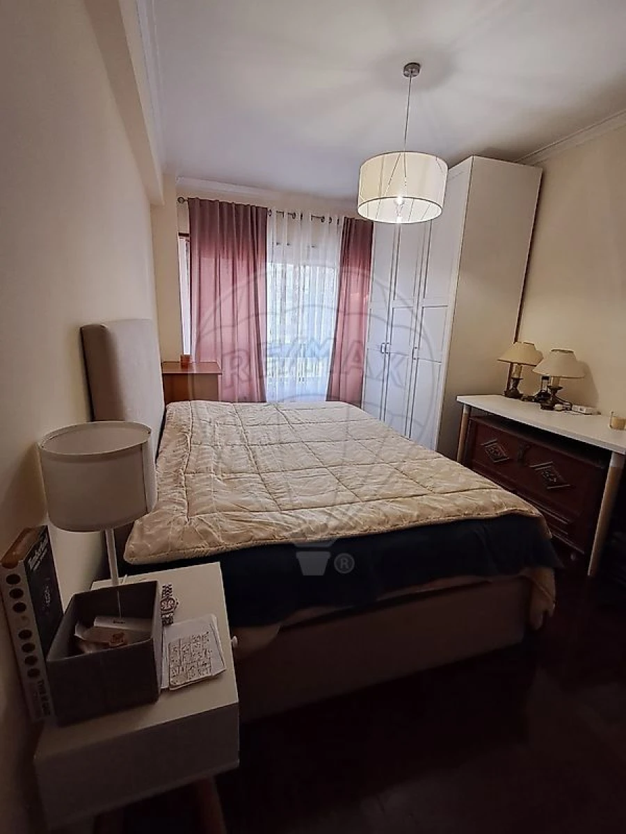 Apartamento T2 para Venda em Algueirão-Mem Martins Foto 11