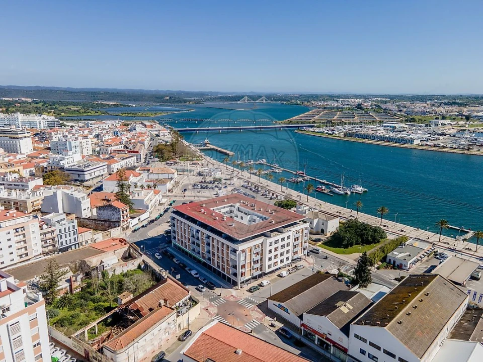 Apartamento T4 para Venda em Portimão Foto 30