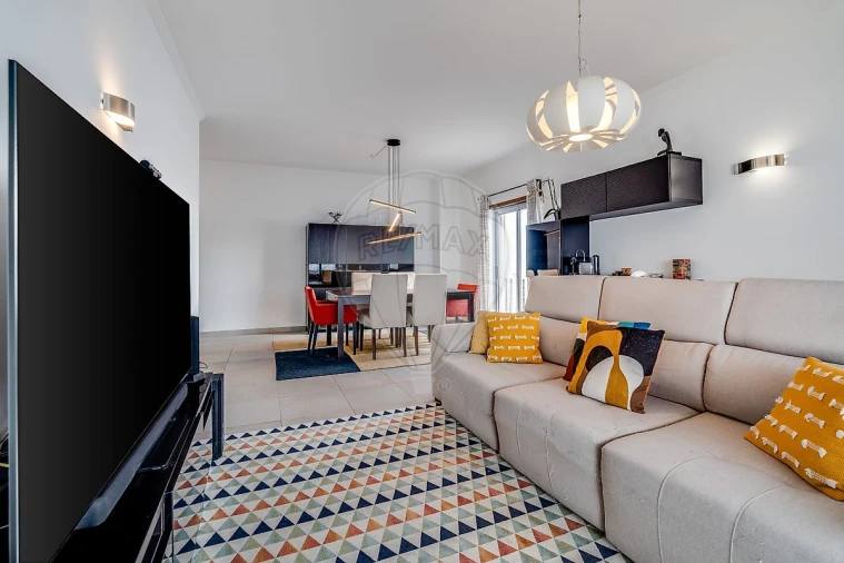 Apartamento T4 para Venda em Portimão Foto 6