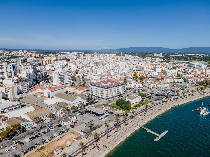 Apartamento T4 para Venda em Portimão Foto 34