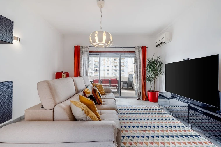 Apartamento T4 para Venda em Portimão Foto 5