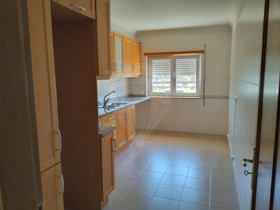 Apartamento T3 para Venda em Samora Correia Foto 6