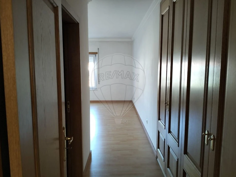 Apartamento T3 para Venda em Samora Correia Foto 4