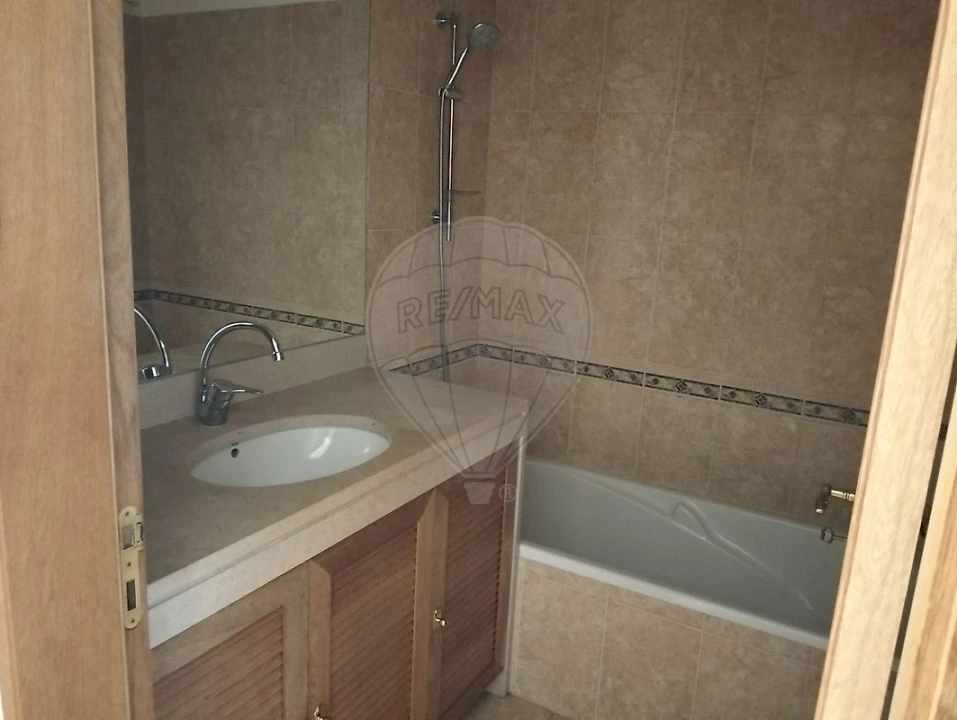 Apartamento T3 para Venda em Samora Correia Foto 5