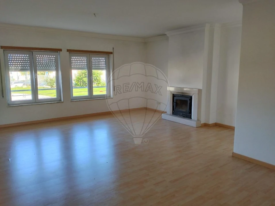 Apartamento T3 para Venda em Samora Correia Foto 7