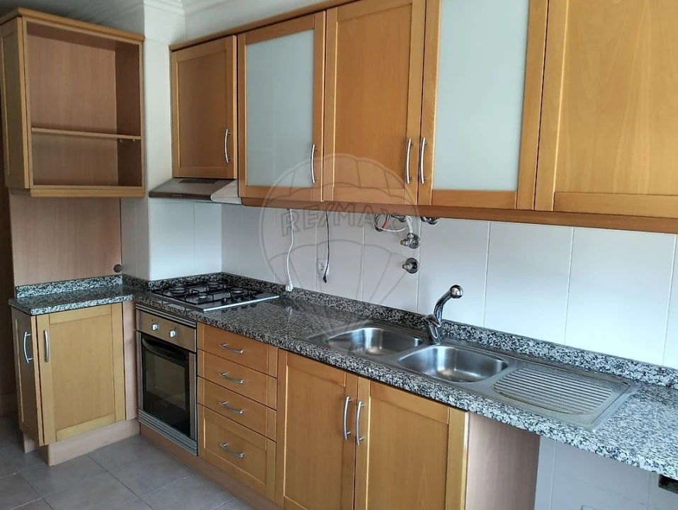 Apartamento T3 para Venda em Samora Correia Foto 8