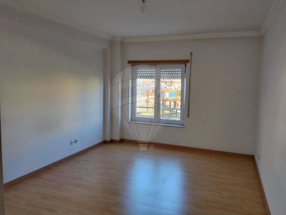 Apartamento T3 para Venda em Samora Correia Foto 1