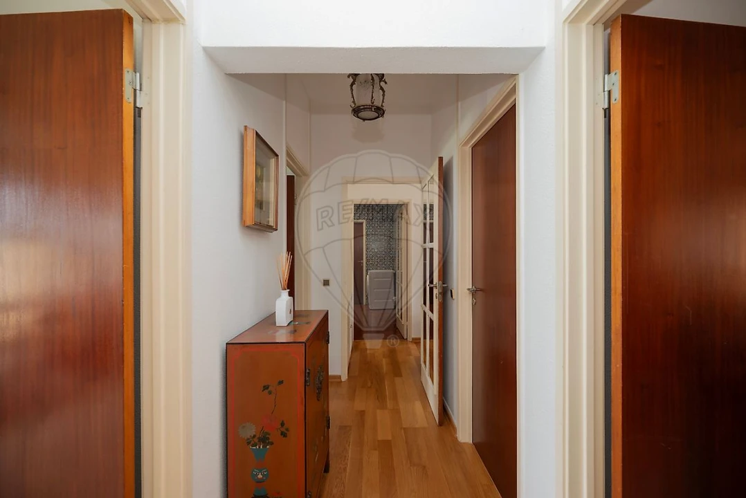 Apartamento T3 para Arrendamento em Oeiras e São Julião da Barra, Paço de Arcos e Caxias Foto 36