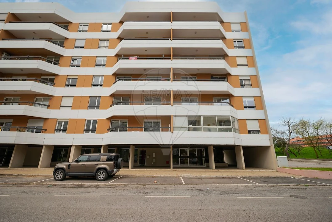 Apartamento T3 para Arrendamento em Oeiras e São Julião da Barra, Paço de Arcos e Caxias Foto 3