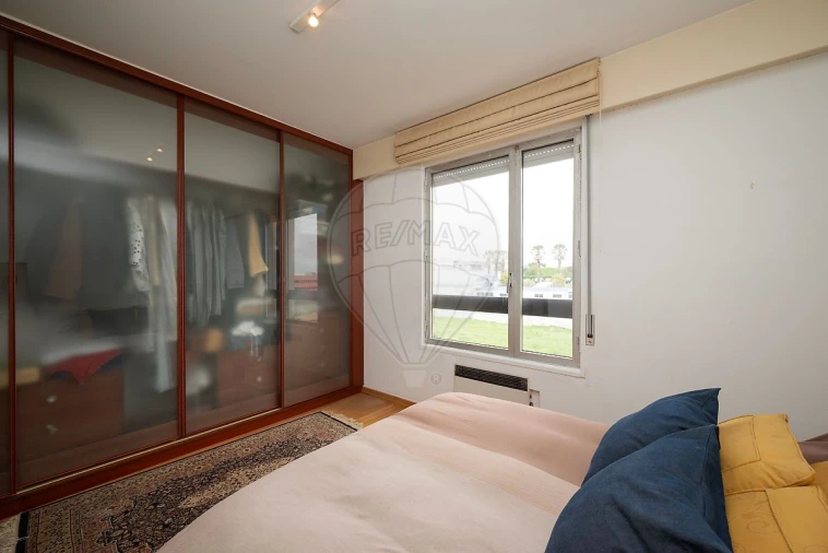 Apartamento T3 para Arrendamento em Oeiras e São Julião da Barra, Paço de Arcos e Caxias Foto 17