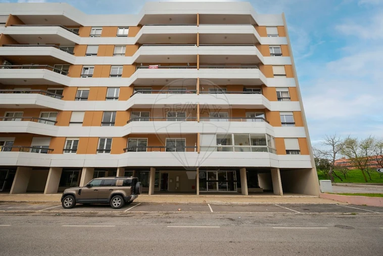 Apartamento T3 para Arrendamento em Oeiras e São Julião da Barra, Paço de Arcos e Caxias Foto 3