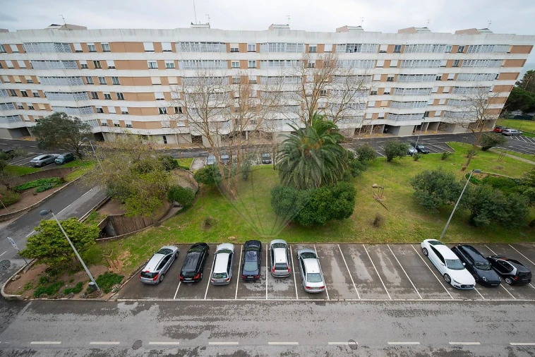 Apartamento T3 para Arrendamento em Oeiras e São Julião da Barra, Paço de Arcos e Caxias Foto 12