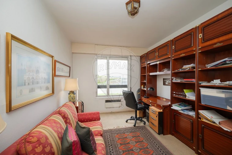 Apartamento T3 para Arrendamento em Oeiras e São Julião da Barra, Paço de Arcos e Caxias Foto 22