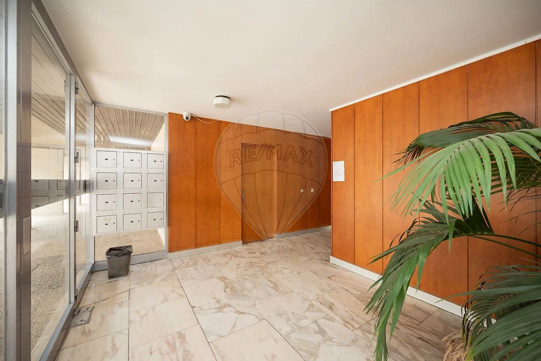 Apartamento T3 para Arrendamento em Oeiras e São Julião da Barra, Paço de Arcos e Caxias Foto 7