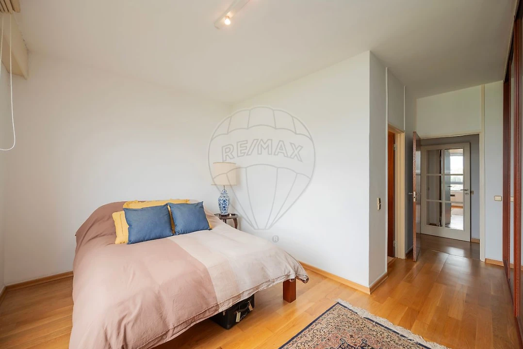 Apartamento T3 para Arrendamento em Oeiras e São Julião da Barra, Paço de Arcos e Caxias Foto 18