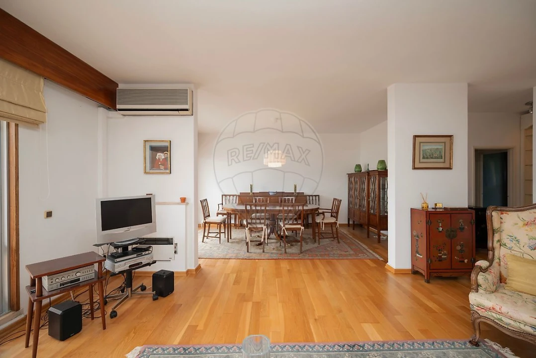 Apartamento T3 para Arrendamento em Oeiras e São Julião da Barra, Paço de Arcos e Caxias Foto 33