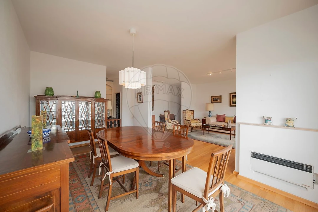 Apartamento T3 para Arrendamento em Oeiras e São Julião da Barra, Paço de Arcos e Caxias Foto 42