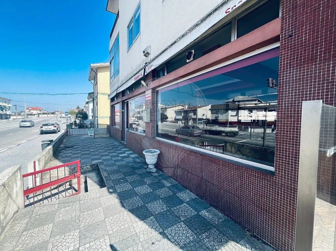 Loja para Arrendamento em Cidade da Maia Foto 16