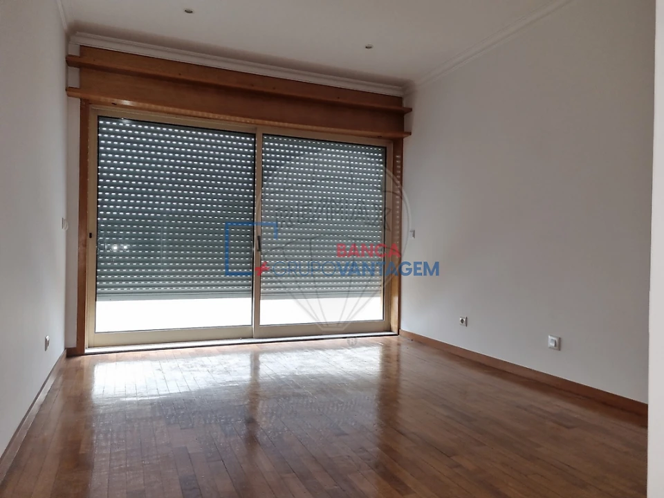 Apartamento T3 para Venda em Rio Tinto Foto 16