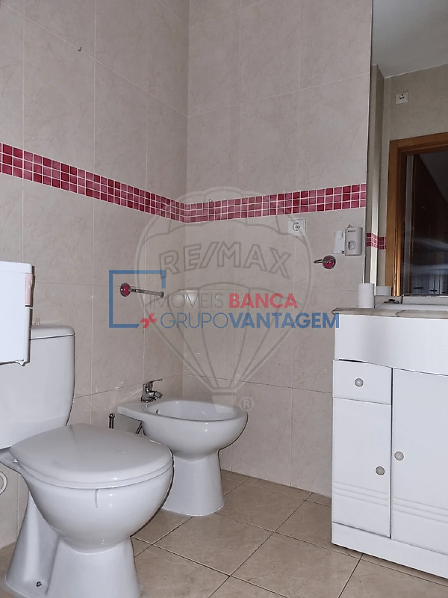 Apartamento T3 para Venda em Rio Tinto Foto 14