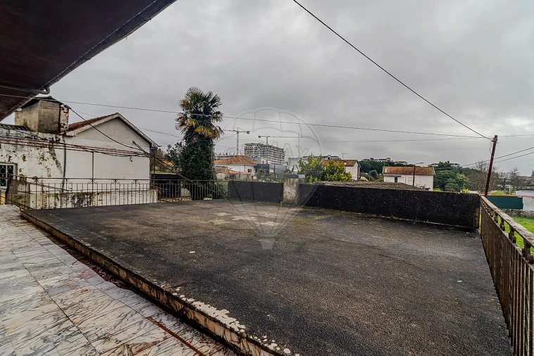 Moradia T5 para Venda em Paredes Foto 24