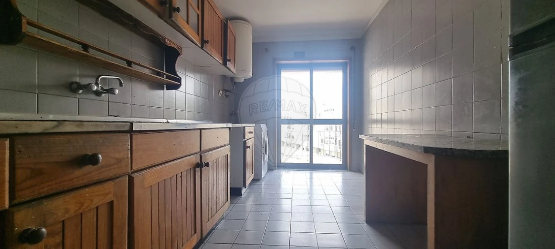 Apartamento T2 para Venda em Rio Tinto Foto 6