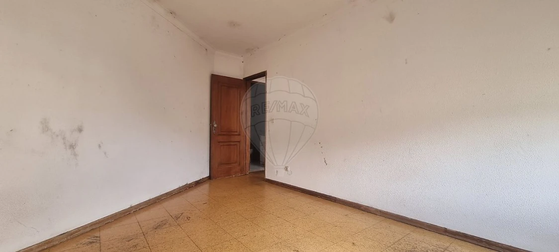 Apartamento T2 para Venda em Rio Tinto Foto 14