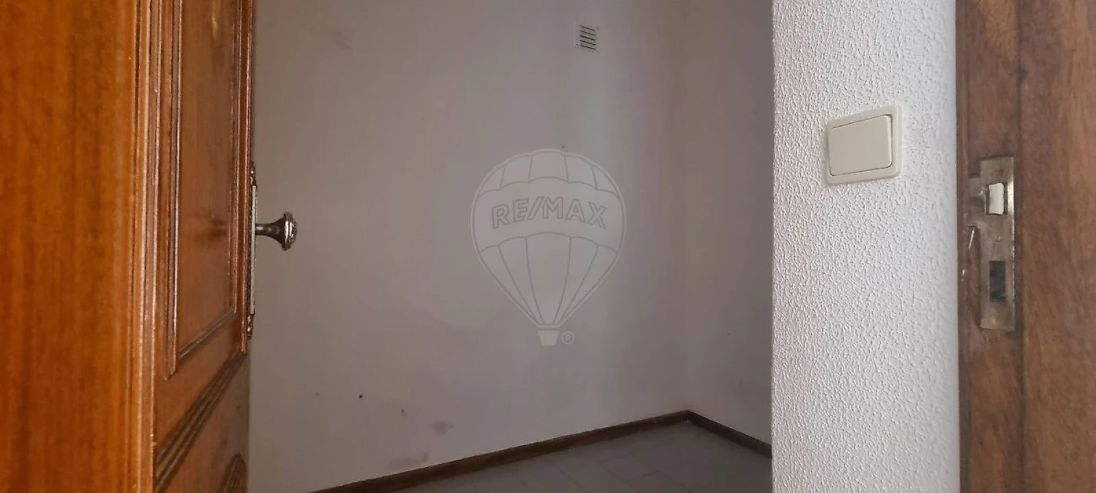 Apartamento T2 para Venda em Rio Tinto Foto 8